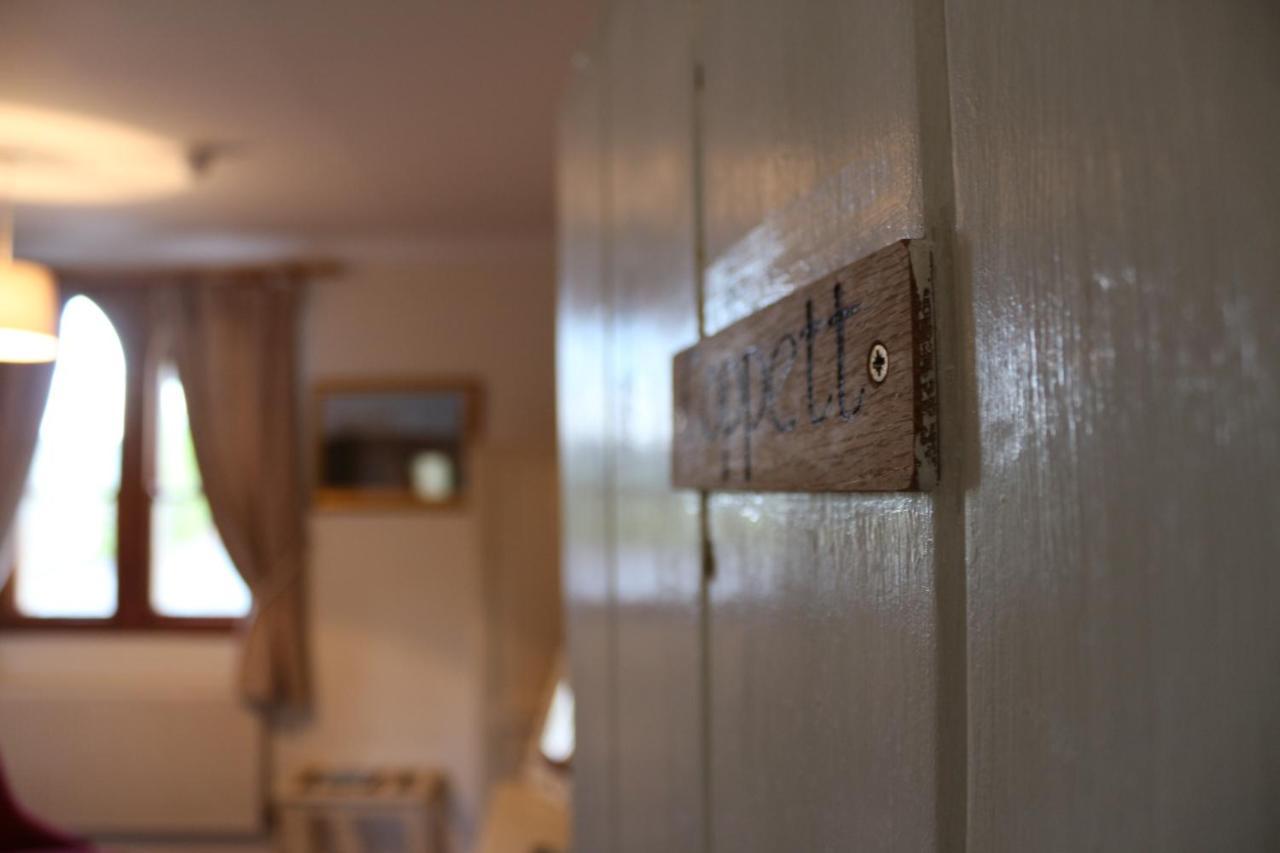 The Hostelrie At Goodrich Ross-on-Wye Extérieur photo