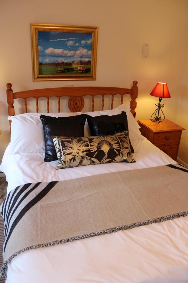 The Hostelrie At Goodrich Ross-on-Wye Extérieur photo